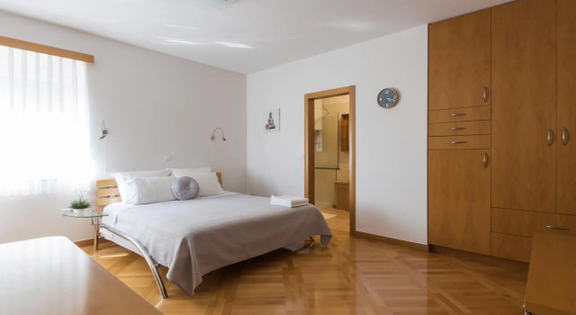 Seaside Villa in Zadar With Swimming Pool