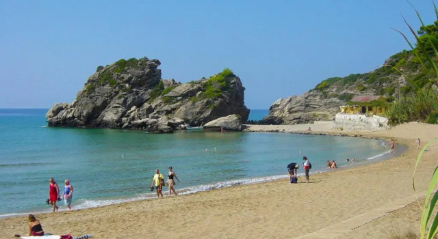 Апартаменты House Lemoni, Apartment A With Terrace and Balcony - Pelekas, Corfu