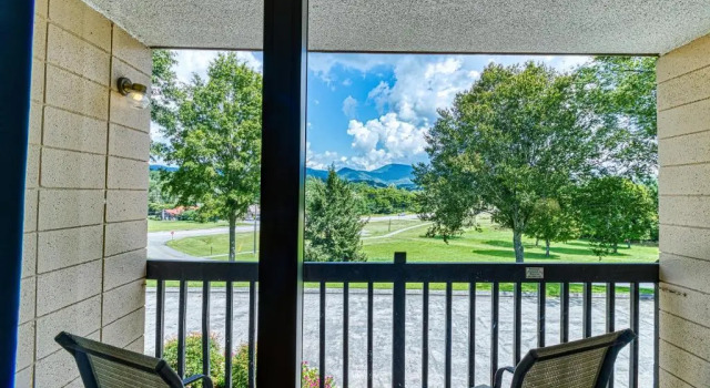Четырёхместный номер Deluxe Highland Manor Inn
