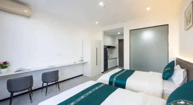 Xiangyun Hotel (Taoxian Airport Shenyang Conservatory of Music Taoxian Campus Branch), Book Hotel Hotels in Liaoning with Parking, Parking