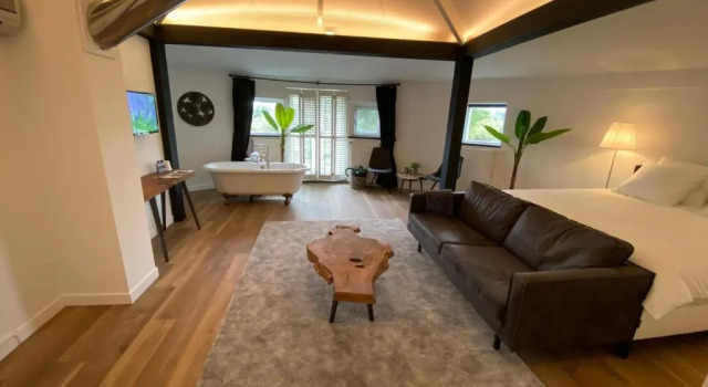 Hajé Waterlodge de Lepelaar, Забронировать Отель Отели Норда 3 звезды, 3*