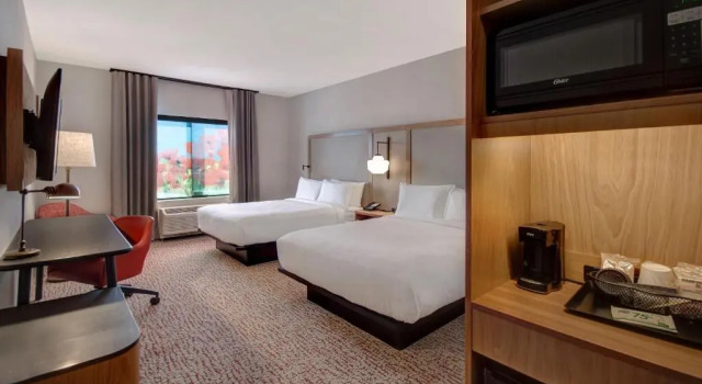 Четырёхместный номер Standard Fairfield Inn & Suites by Marriott Lancaster Palmdale