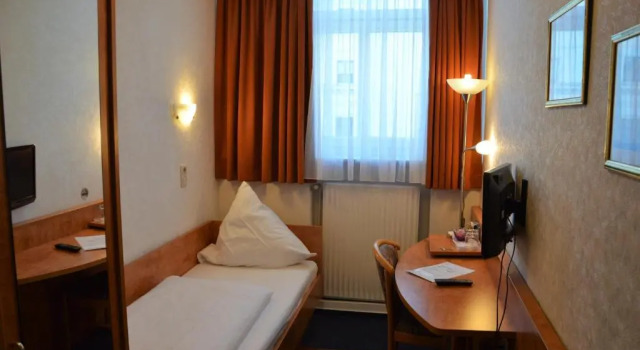 Одноместный номер Standard Steens Hotel Alster City