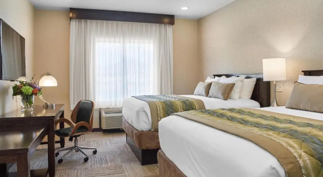Четырёхместный номер Standard The Hotel at Sunland Park Casino El Paso, an Ascend Collection Hotel