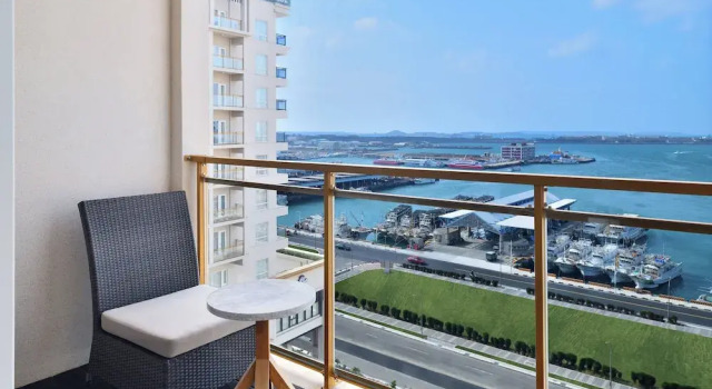 Двухместный номер Deluxe с балконом и с видом на гавань Four Points By Sheraton Penghu