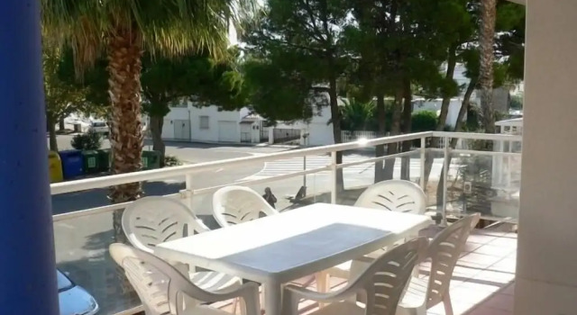 Апартаменты Apartamentos Port Canigo 46