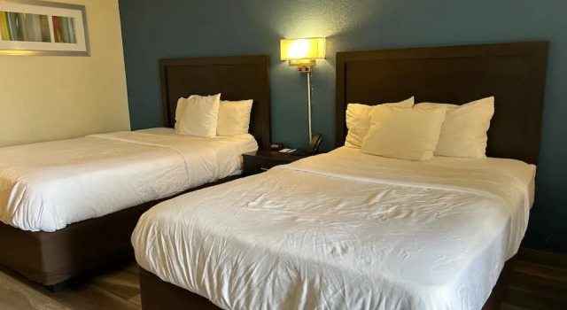 Четырёхместный номер Standard Quality Inn Sumter near Shaw AFB