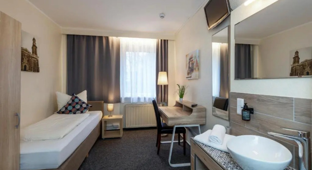 Номер Standard Auto-Parkhotel Hamburg St Pauli