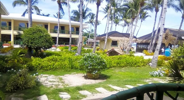 Luksusowy dwuosobowy pokój z widokiem na ogród Marlins Beach Resort