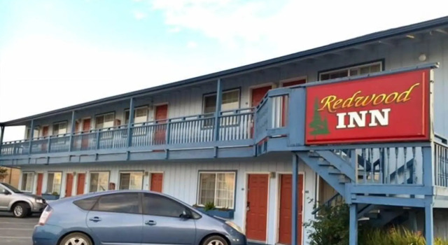 Redwood Inn, Забронировать Отель Кресент-Сити California North Coast