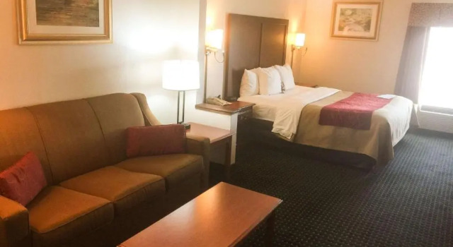Люкс Comfort Inn & Suites Mount Pocono