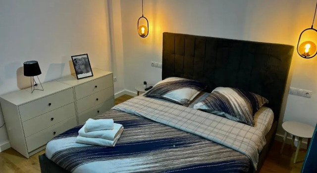 Апартаменты Alexander Cozy Apartment FREE PRIVATE PARKING