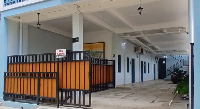 Priyanka Guesthouse Syariah Maguwo Mitra RedDoorz, Book Hotel Salakan Yogyakarta Province