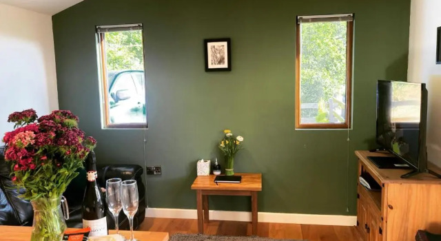 Cabin Pren , Darowen , Machynlleth, Забронировать Отель Отели Сноудония с парковкой, Парковка