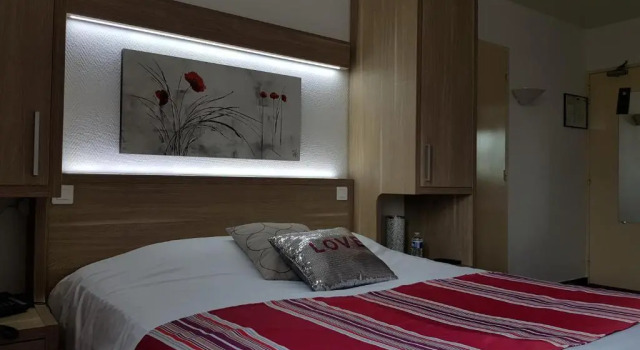 Семейный номер Standard Contact Hotel Utah Beach Carentan