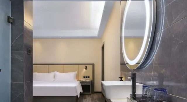 Люкс Deluxe Wing Hotel Guilin - Central Square