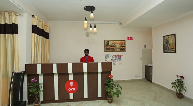 OYO 8438 DSR Residency