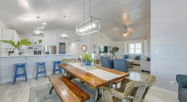 Коттедж Private Pool & Furnished Deck: Port Aransas Home!