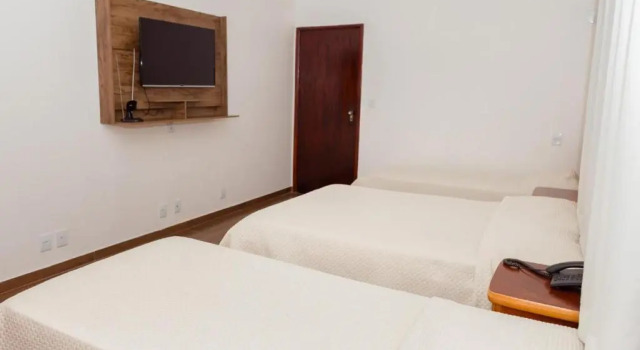 Трёхместный номер Standard Castelar Novo Hotel
