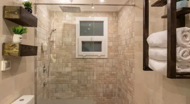 Апартаменты Xuru Stays I Waterfront Designer 2BR - 5 min to Airport