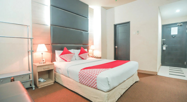RedDoorz at Jalan Gunung Sahari, Book Hotel Sawah Besar Jakarta