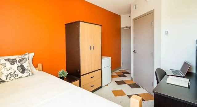 Номер Standard University of Winnipeg Downtown Hostel