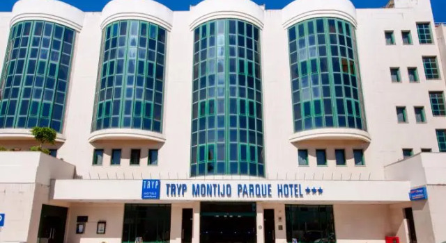 Двухместный номер Standard TRYP by Wyndham Montijo Parque Hotel
