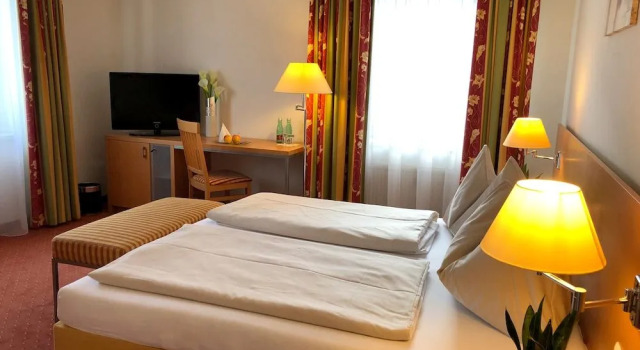 RoomRent55