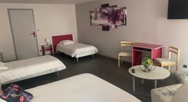 Hotel Le Sully, Забронировать Отель Отели Lozère с завтраком, Завтраки