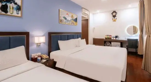 Семейный номер Standard A25 Premium Hotel - 12 Ngô Sỹ Liên