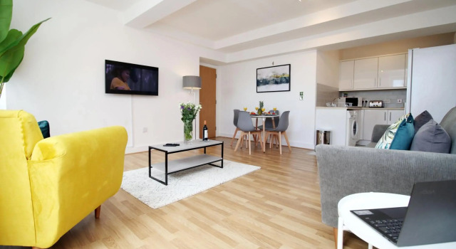 St Thomas Loft Views, SA1, by Stay South Wales - Sleeps 4 - Free WiFi & Parking