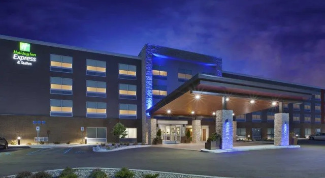 Одноместный люкс Holiday Inn Express Grand Rapids Airport North by IHG