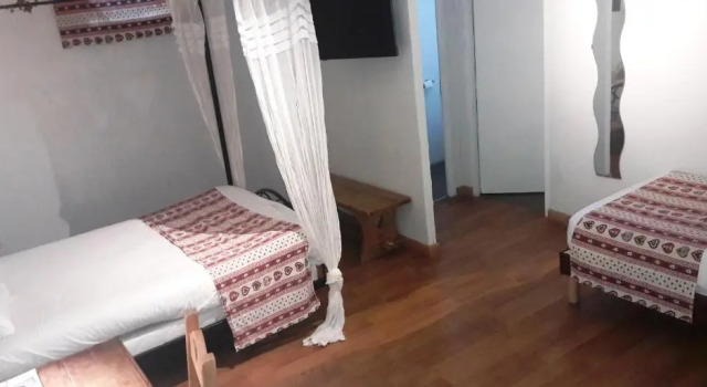 Трёхместный номер Economy The Originals Boutique, Hôtel La Ferme du Pape, Eguisheim