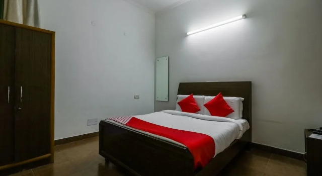 OYO 17135 Hotel Antelia, Rezerwuj Hotel Panipat Haryana