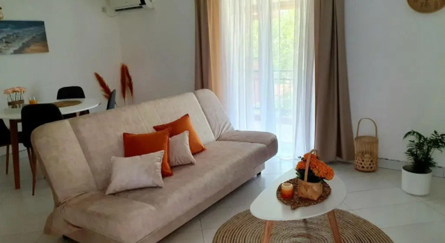 Apartman Macic Dub II, Book Lejlighed Hoteller i Kotor Riviera med parkering, Parkering