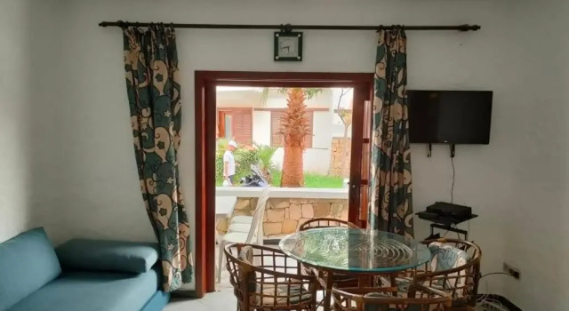 Апартаменты Superbe appartement tout équipé dans une résidence avec piscine, espace de jeux, restaurant, supérette et parking en plein cœur de Cabo Negro à moins de 5 min de marche de la plage et 10 min de M'diq sur la côte méditerranéenne du Maroc
