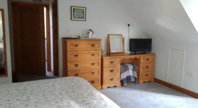 Номер Standard White Cottage B and B