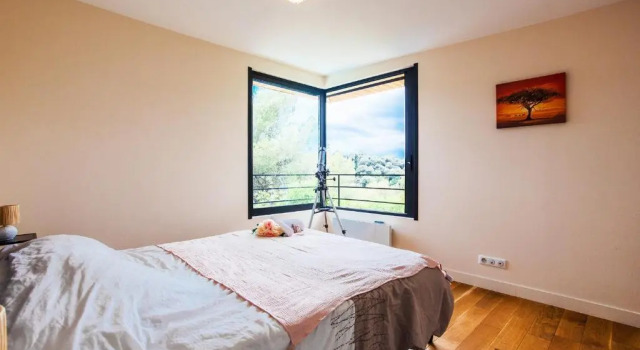 LA SOLEILLA VI4295 By Riviera Holiday Homes, Забронировать Отель Отели Ниццы с парковкой, Парковка