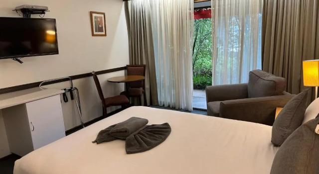 Двухместный номер Standard Statesman Motor Inn