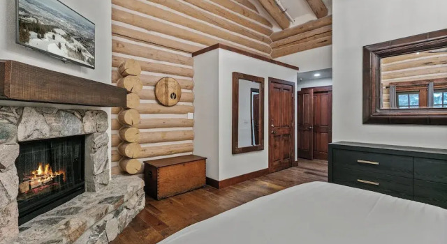 Pine Inn at Trail's End Lodge - Three Bedroom Condo Residence with Den and Spa #5 by Deer Valley Resort
