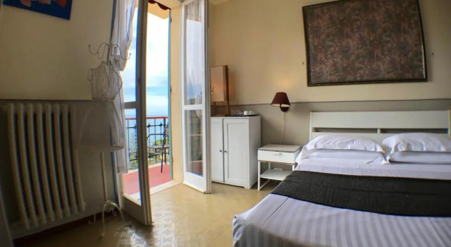 Двухместный номер Standard с балконом и с видом на море Hotel Villa Belvedere