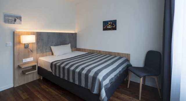 BASE1 Hotel Grenzblick