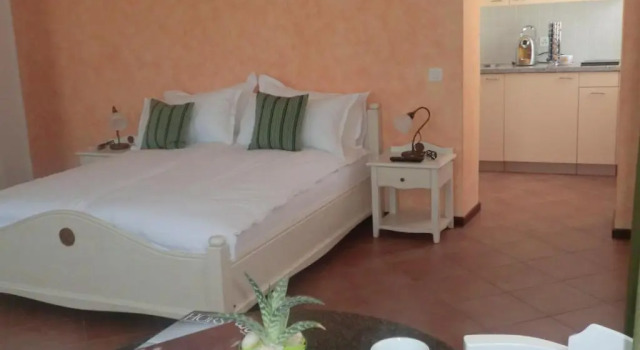 Vecchia Osteria Seseglio, Book Hotel Chiasso Ticino