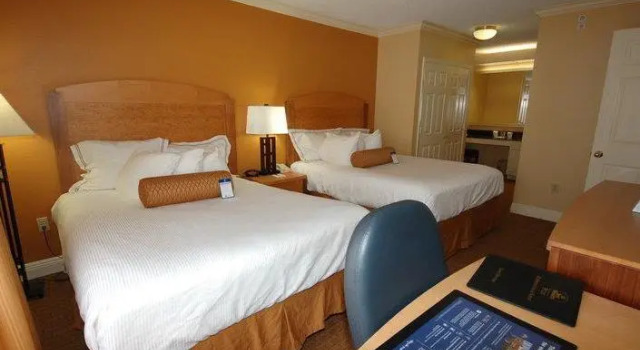Номер Deluxe Richmond Inn & Suites-baton Rouge