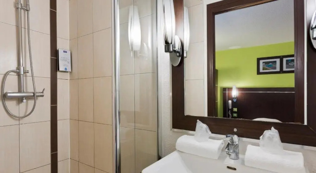 Двухместный номер Standard Enzo Hotels Reims Tinqueux