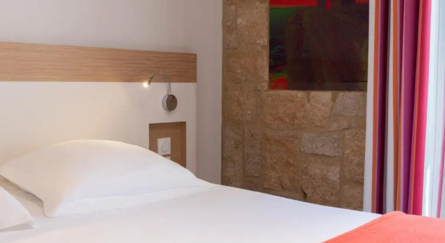Двухместный номер Classic Hôtel de Perros, The Originals Boutique