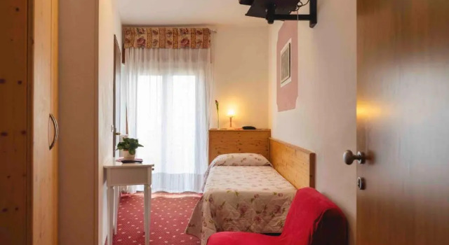 Номер Economy Hotel Castel Mani