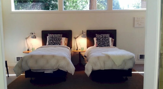 Nectar Yoga B&B Bowen Island, Забронировать Отель «постель и завтрак» Боуэн Айлэнд Lower Mainland British Columbia