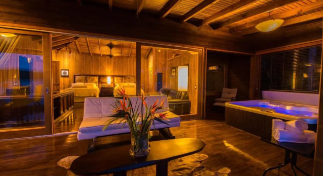 Двухместный люкс с видом на воду Las Lagunas Boutique Hotel