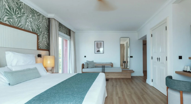 Двухместный полулюкс Preferred Club с видом на океан Hyatt Ziva Madeira